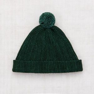 NWT Misha and Puff Garter Hat- Laurel